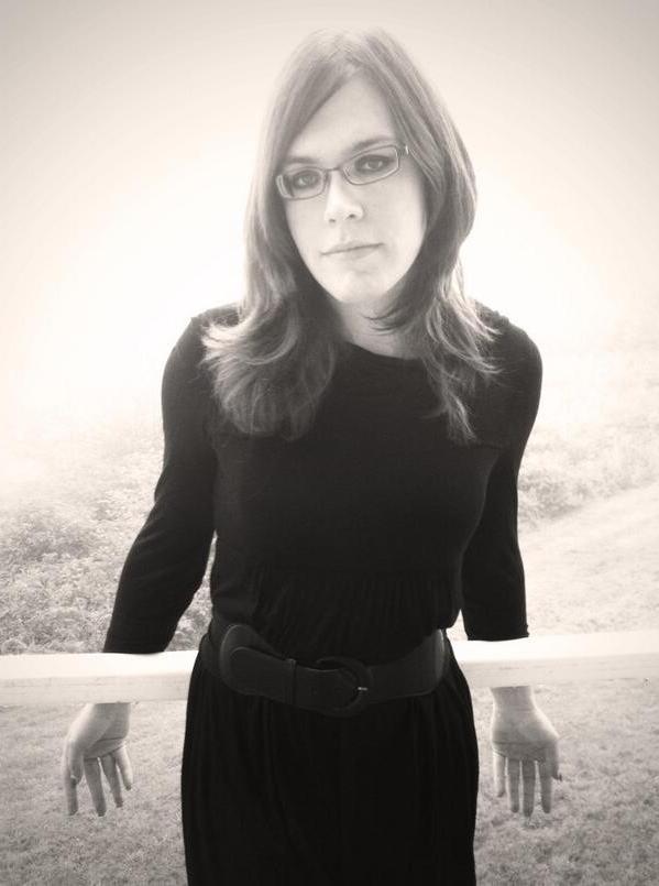 11P TS trap with glasses and cute smile Jennifer Noble selfshot pics