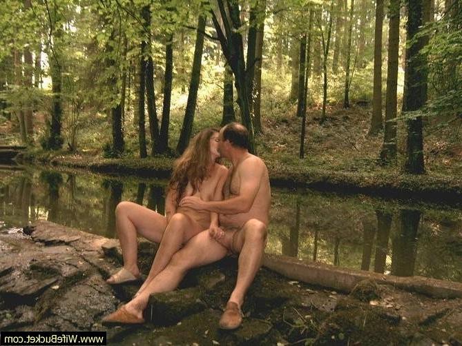 16P Horny mature wives
