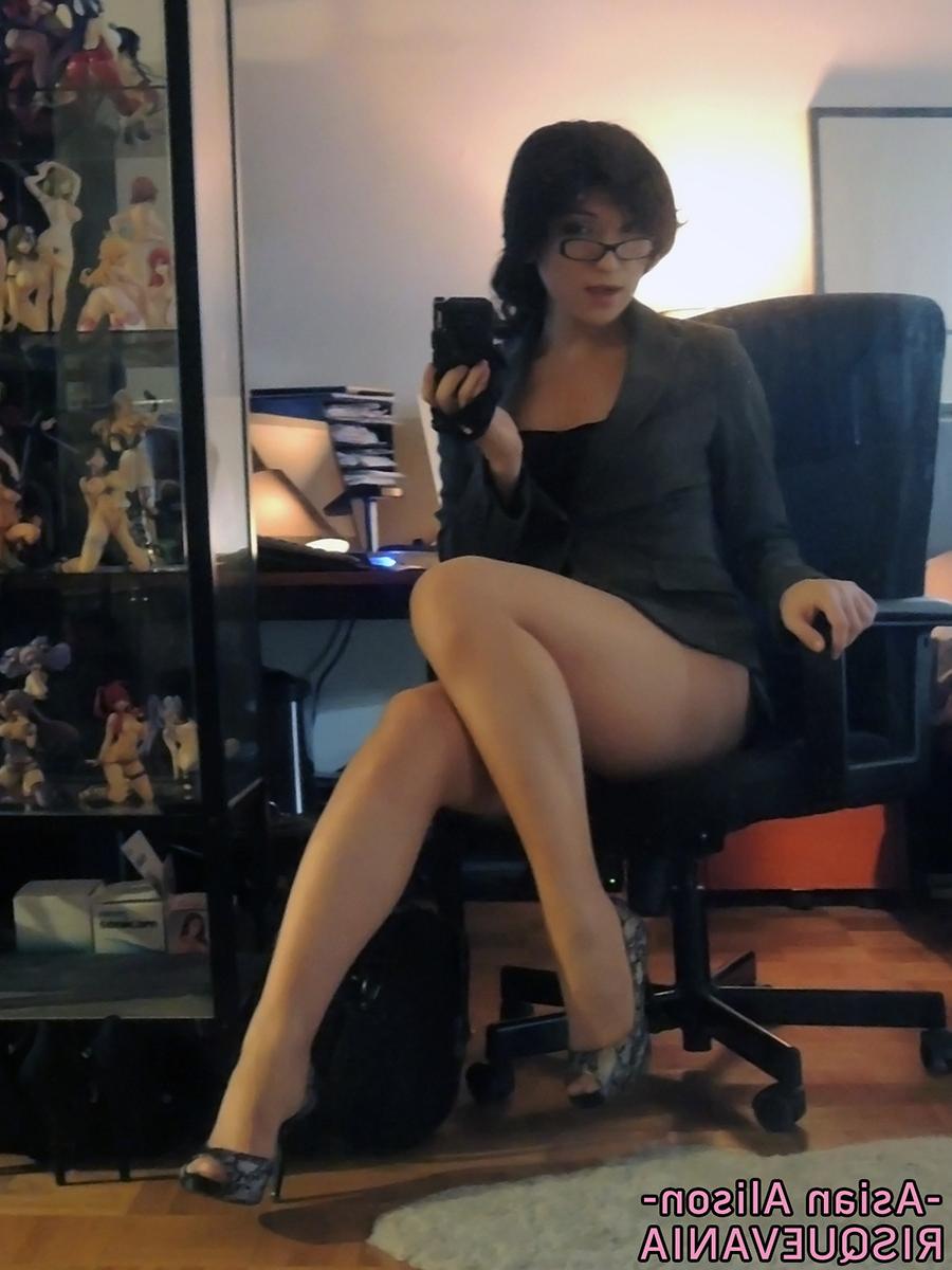 22P Amateur ladyboy selfies