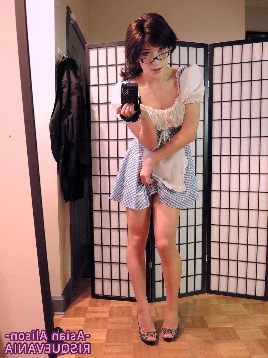 22P Amateur ladyboy selfies