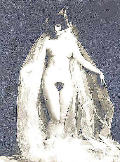 10P Vintage Erotic Photo Art 10 - Nude Model 7 Brides