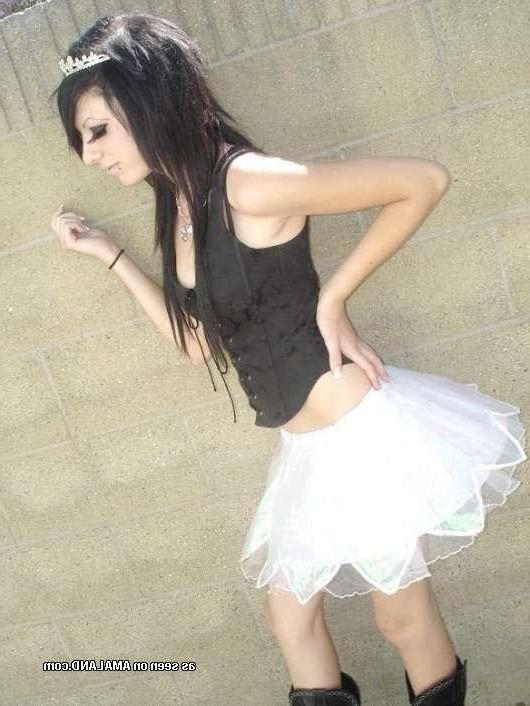 12P Various steamy punk rocker wild amateur honeys