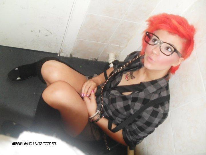 12P Steamy hot wild amateur punk rocker lesbians