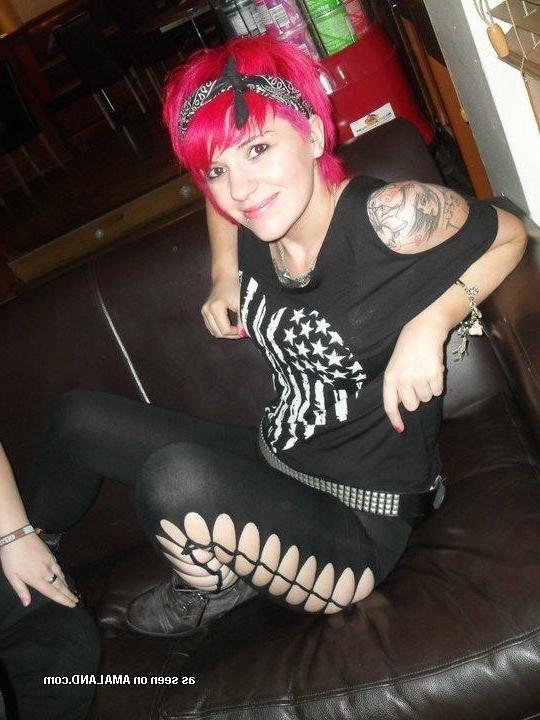 12P Steamy hot wild amateur punk rocker lesbians