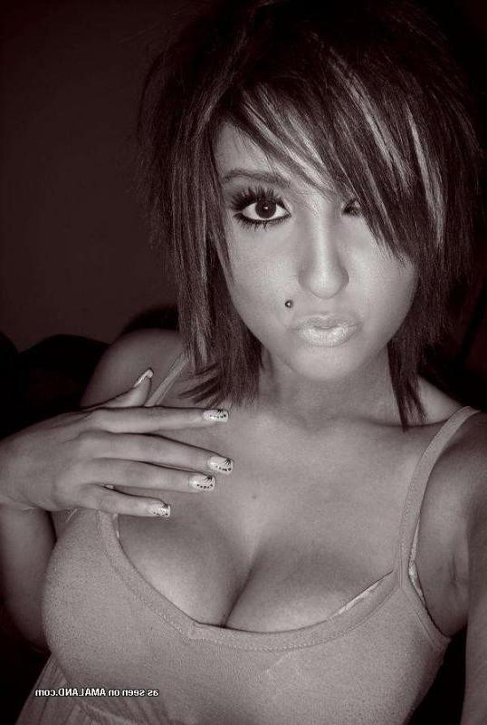 12P Sizzling hot amateur punk rocker sexy cuties