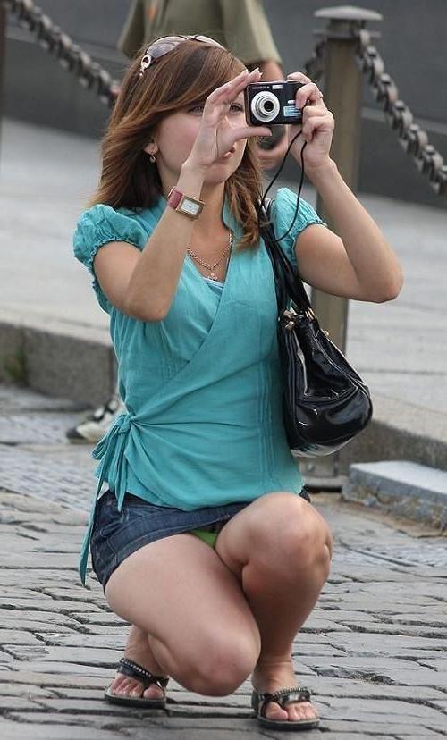 15P Upskirts Teen candid and Amateur upskirt photos