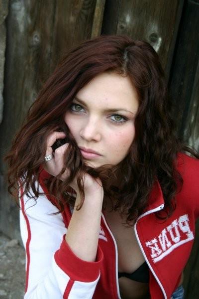 5P Sexy Teen from Czech shows off 