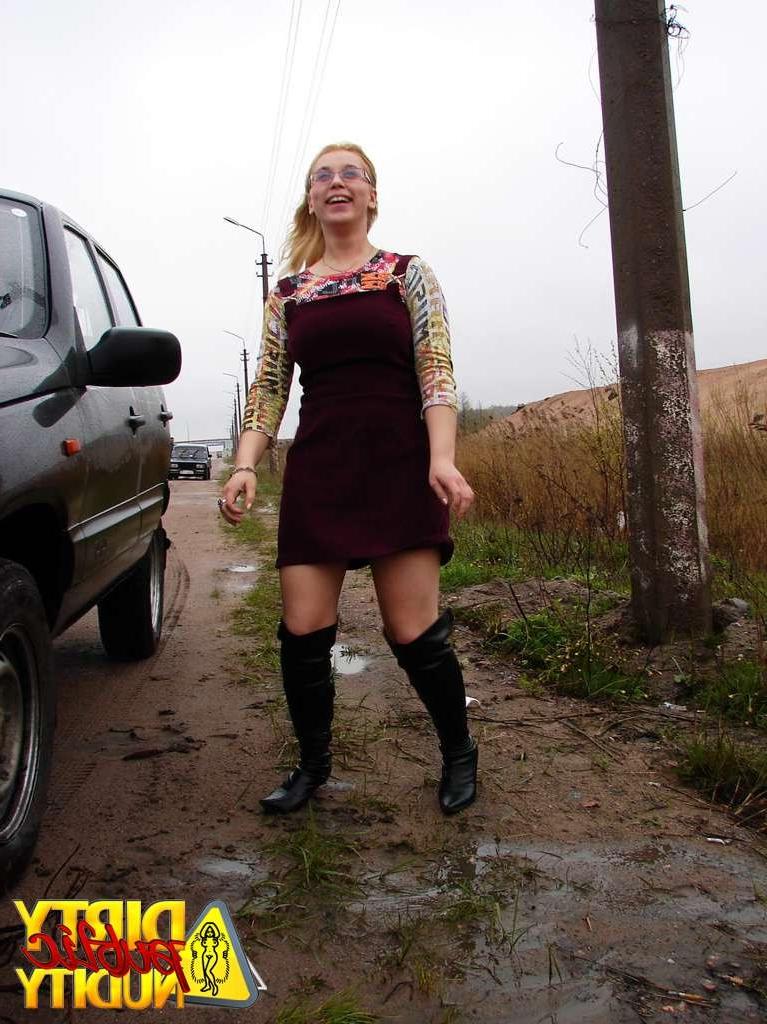15P Luba pissing on the road