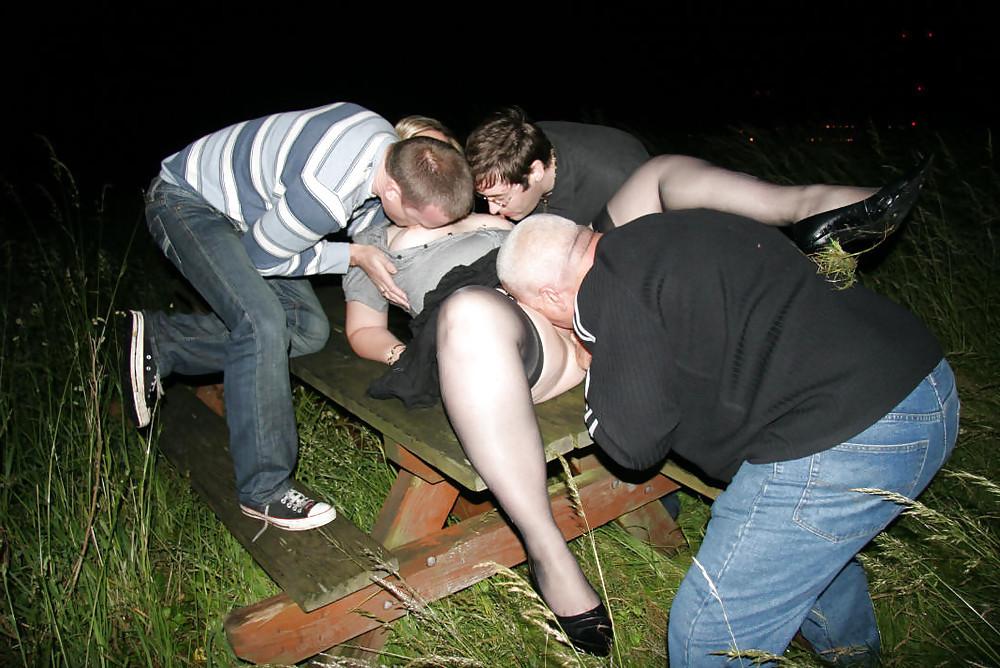 15P British wife fucking after dark in dogging action