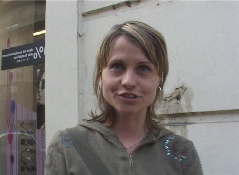 9P Amateur czech girls do everything for extra money