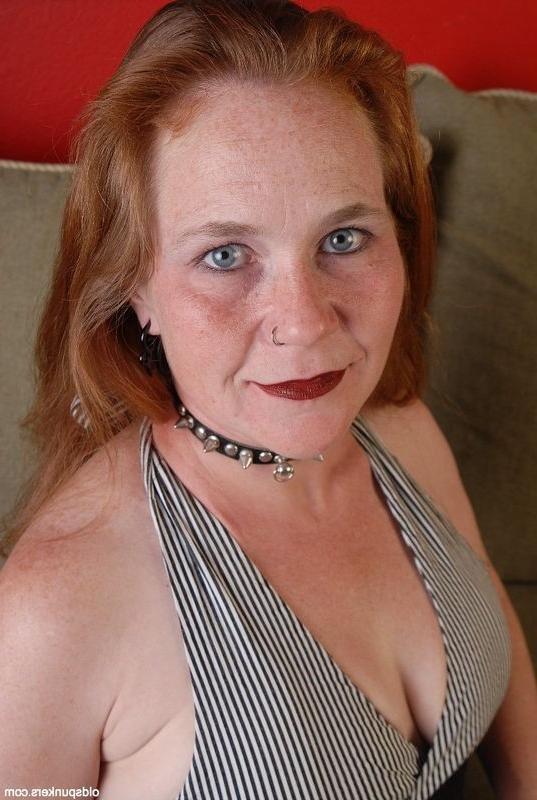 11P Kinky mature lady hardcore