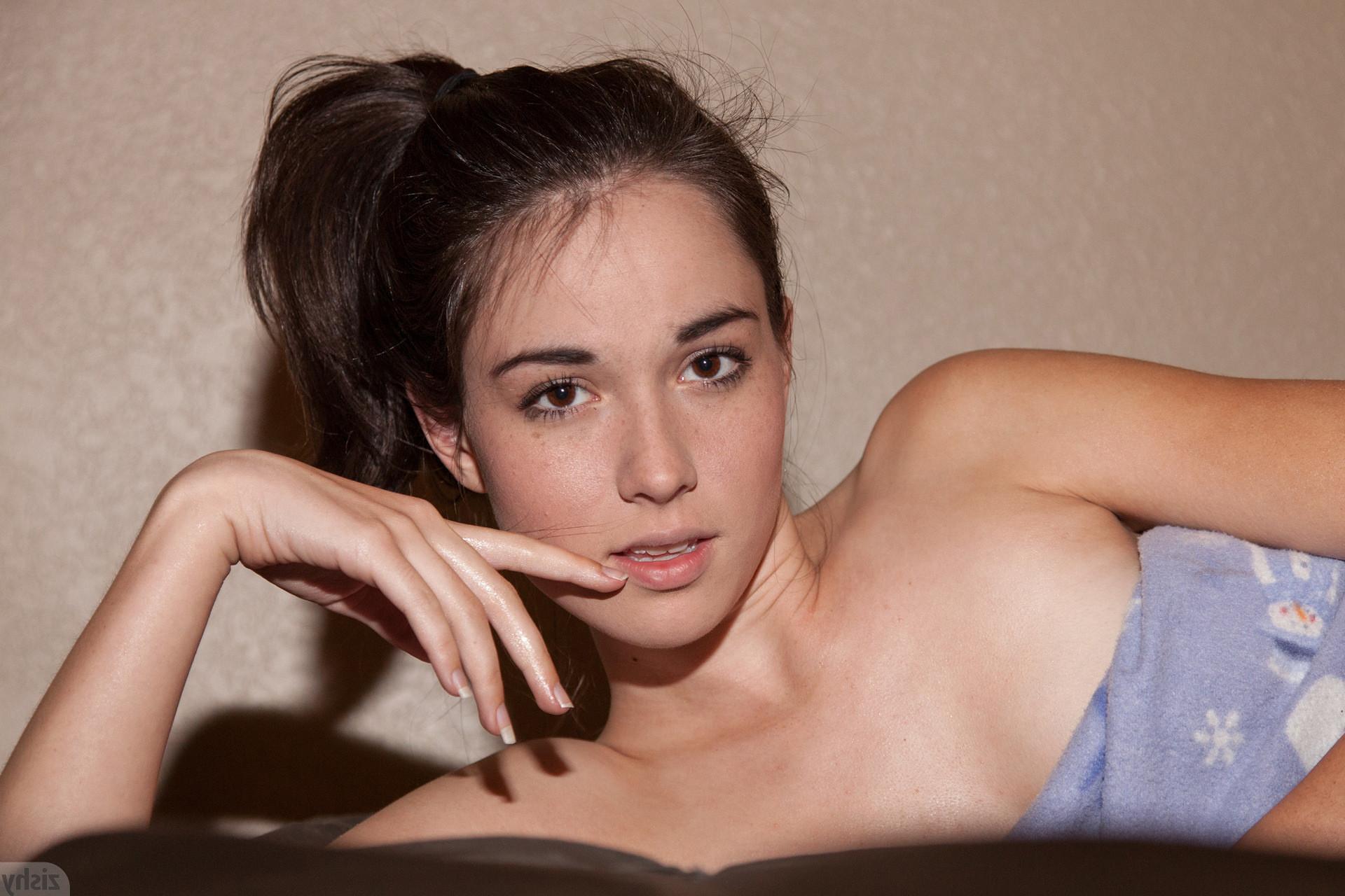 12P Cute teen ready to sleep