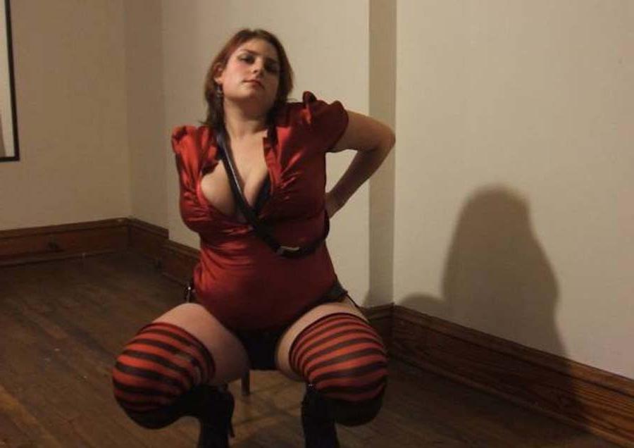 10P Photo compilation of three hot chunky amateur girlfriends