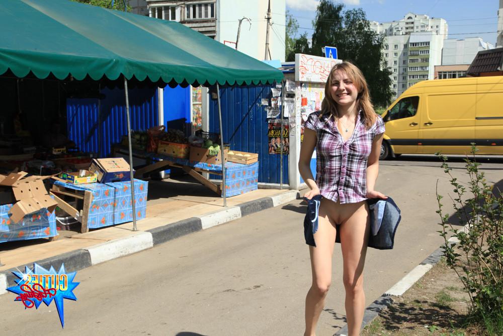 16P Teen unbuttons skirt in public with no panties on