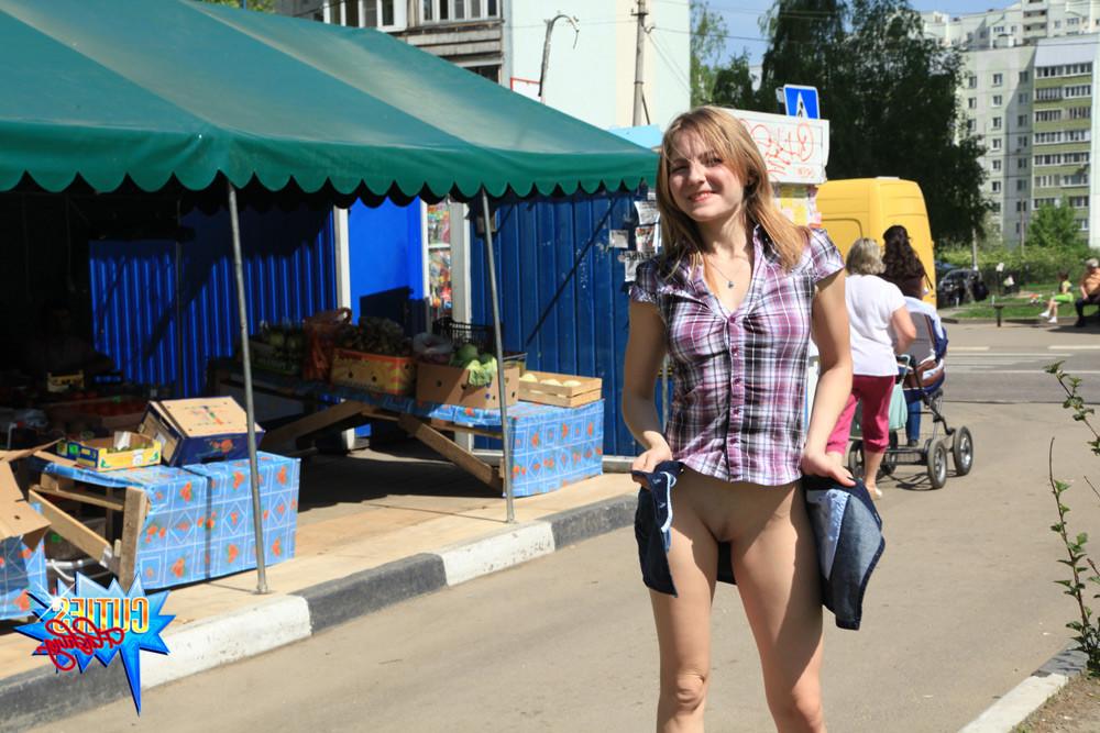 16P Teen unbuttons skirt in public with no panties on