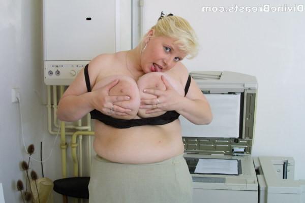 14P Chubby blonde milf June licking her own humongous tits