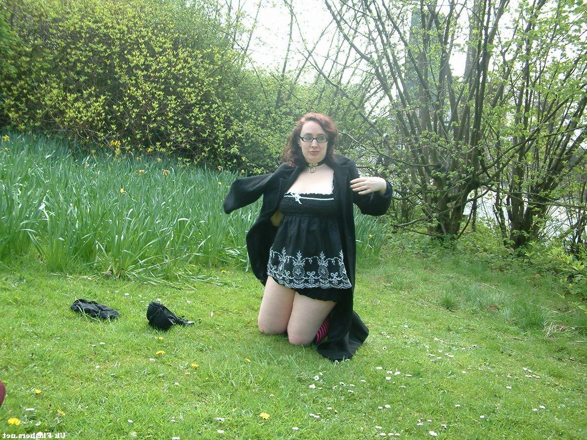 15P Chubby charmer Nimue gets nude in public on a day out to the par