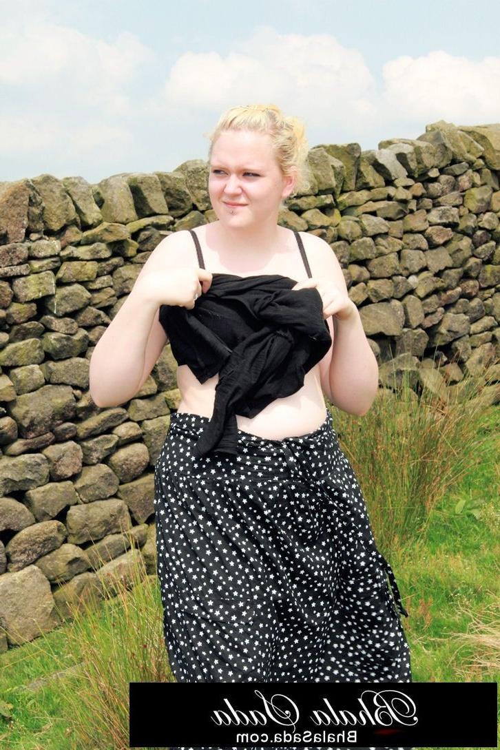 25P British Babe