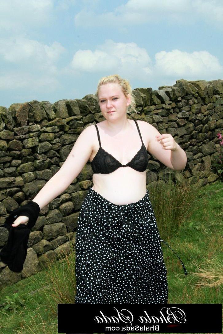 25P British Babe