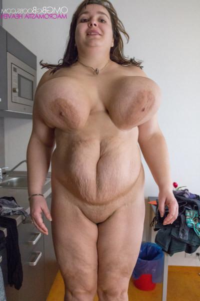 15P Amateur plumper Charlotte bounces her gigantic titties