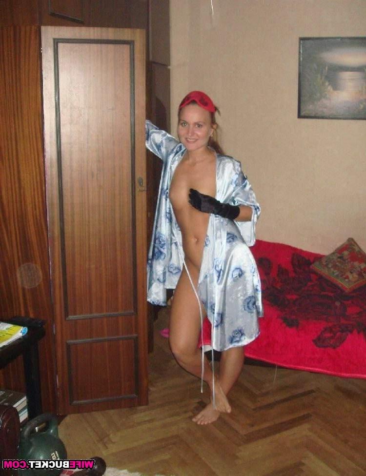 20P Amateur mature wifes
