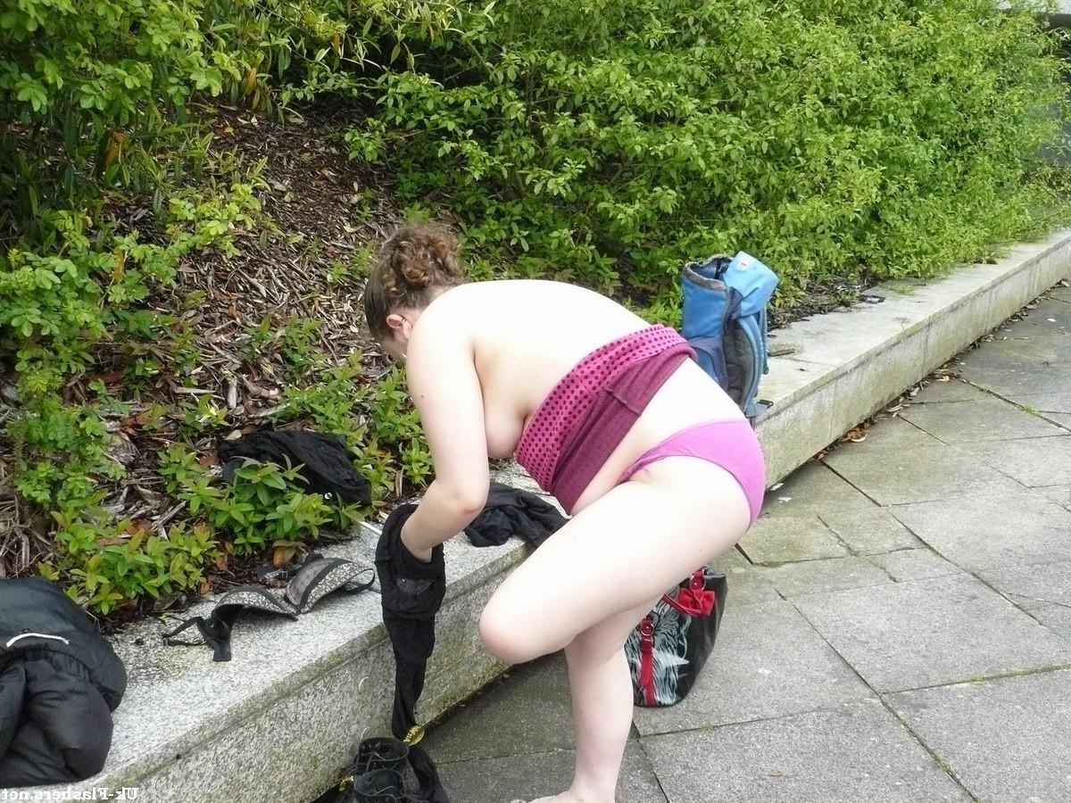 16P Amateur fattys public nudity and revealing outdoor stripteasers exhibitionism