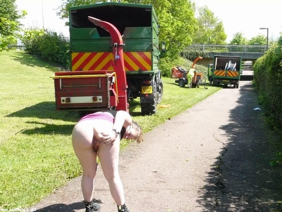 16P Amateur fattys public nudity and revealing outdoor stripteasers exhibitionism