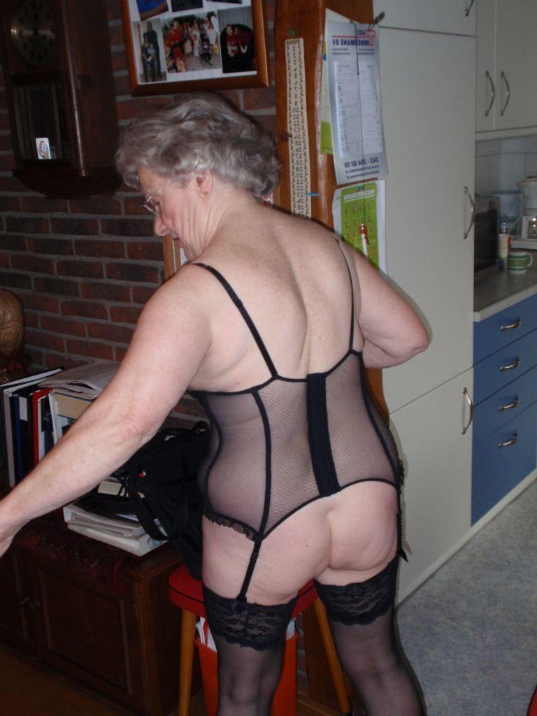 14P Hairy and shaved really old grannies