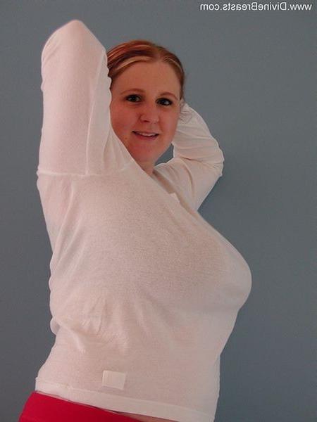 15P Sapphire Big Tits Milf