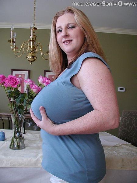 15P Sapphire BBW Big Boobs Undress