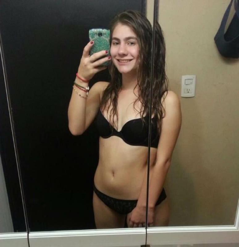 14P Beautiful teenager gets naked in leaked self shot pics