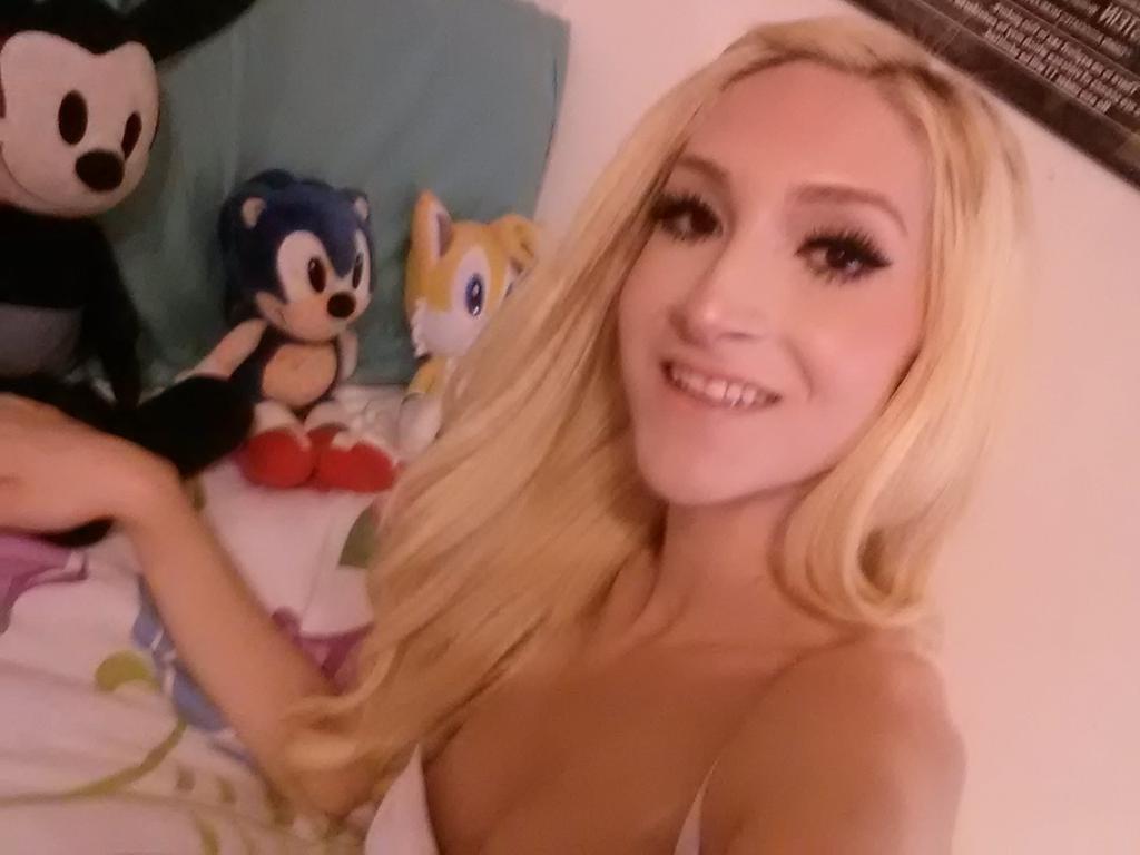 16P Skinny blonde tgirl