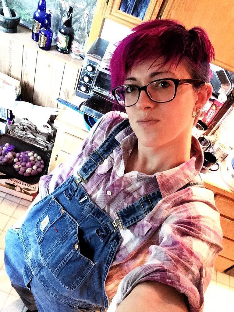 16P Amateur redhead shemale