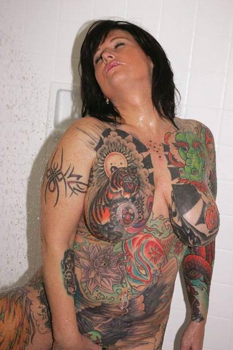 15P kinky tattoed and pierced babes