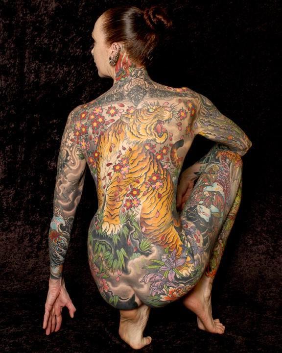 15P kinky tattoed and pierced babes