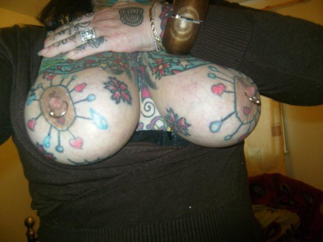 14P erotic body art tattoo and piercing