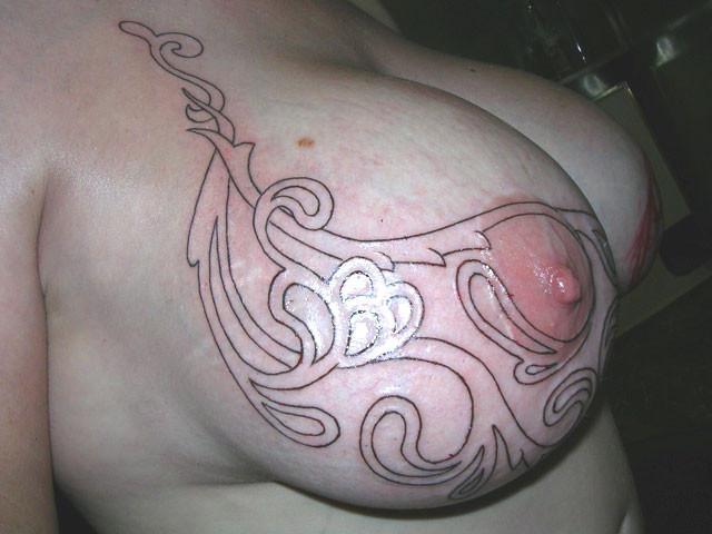 14P erotic body art tattoo and piercing