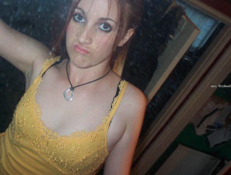 12P Naked girlfriends having sex
