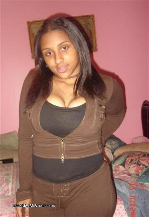 10P Compilation of chunky babes posing for their boyfriends