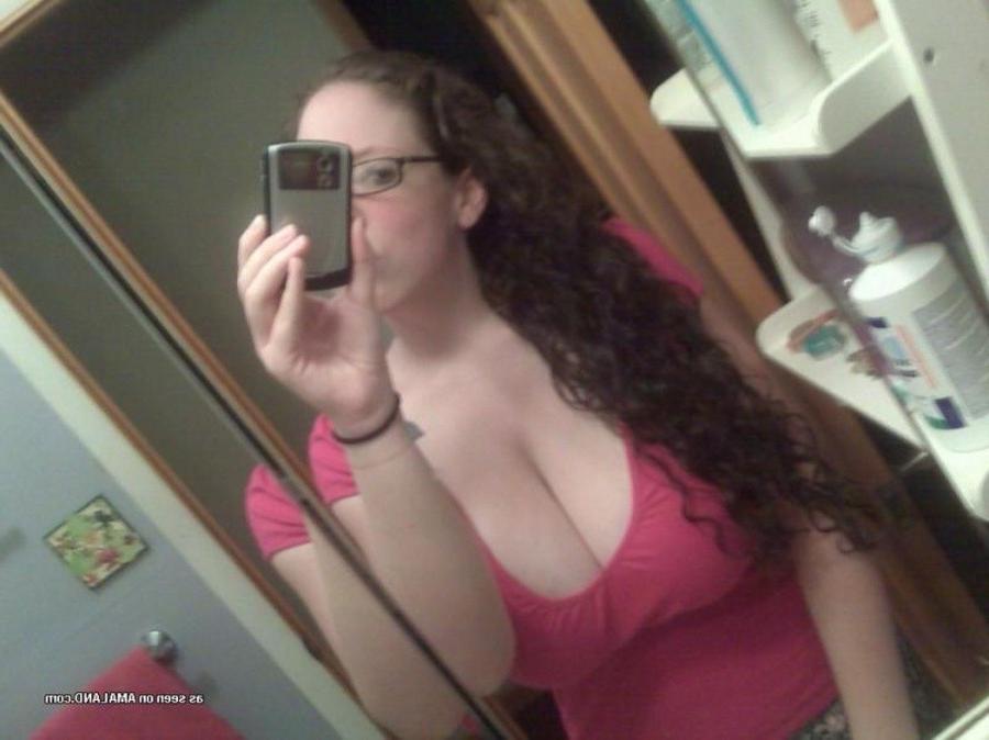 10P Compilation of sexy non-nude plump amateur girlfriends