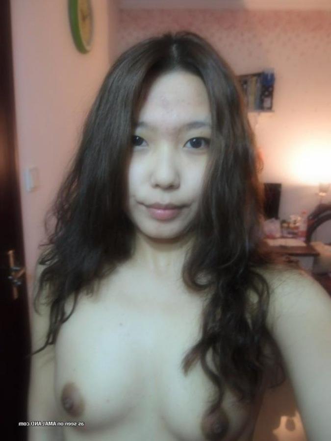 10P Compilation of a Chinese honey camwhoring in the nude