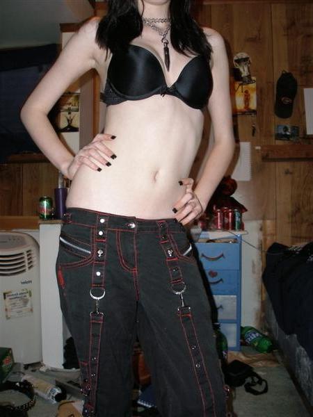 10P Strip pics of punk teen
