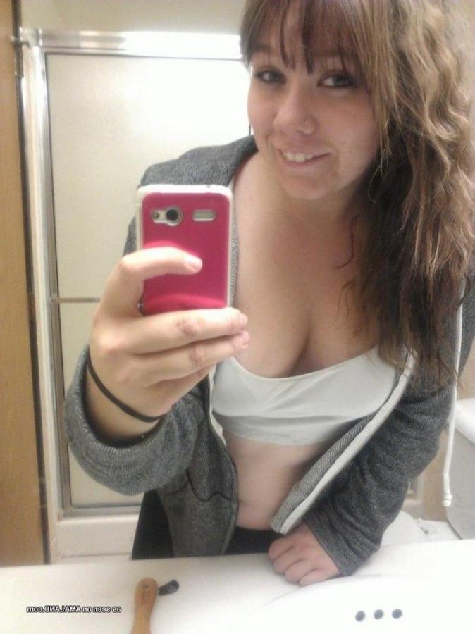 10P Selection of naughty amateur BBWs showing off their tits
