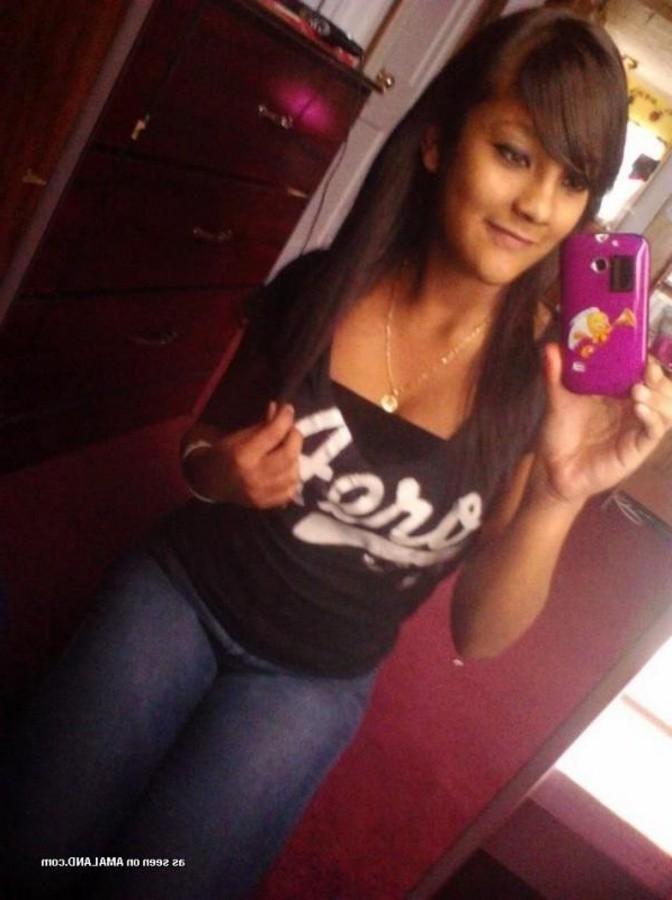 12P Busty Mexican cutie showing her juggs while camwhoring