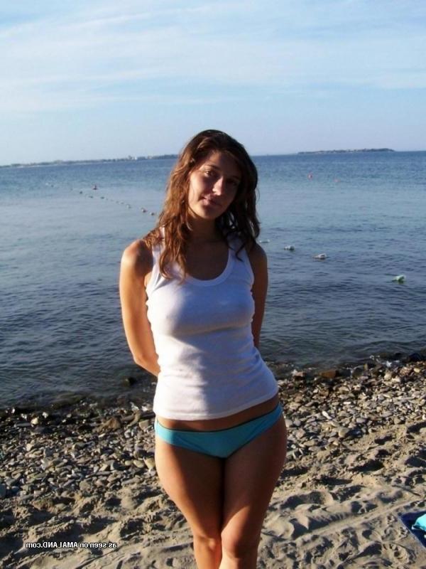 15P Real amateur milfs exposed online
