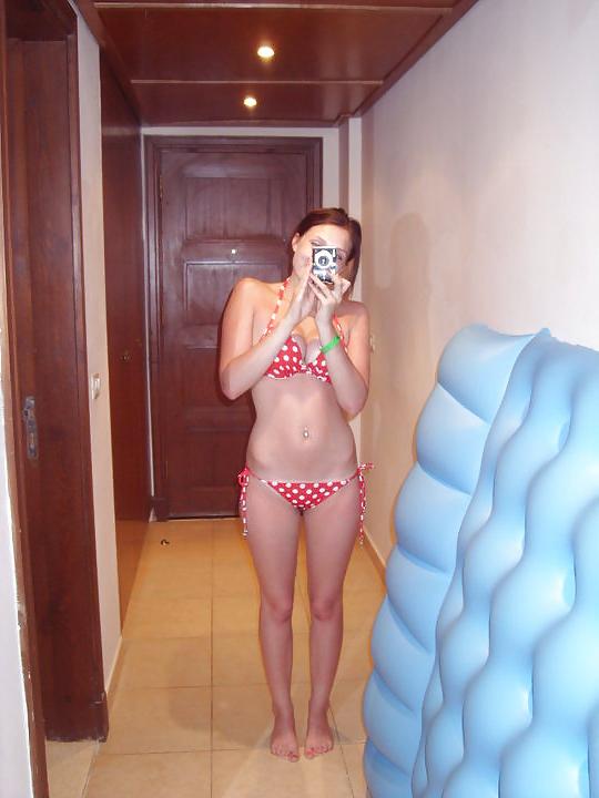 25P British teens on holiday