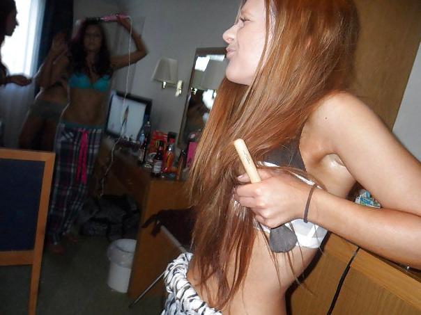 25P British teens on holiday