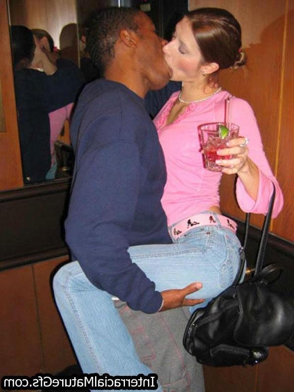 15P Interracial Mature Girlfriends taking black cock