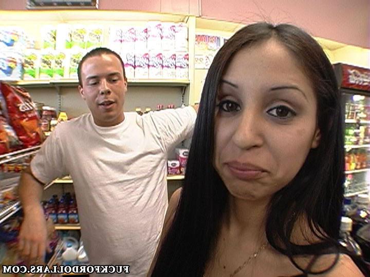 15P Vanessa gets that pussy nailed and her face coated with jizz