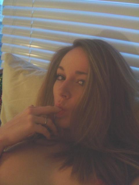 10P Provoking lady tightly pressing her natural boobs